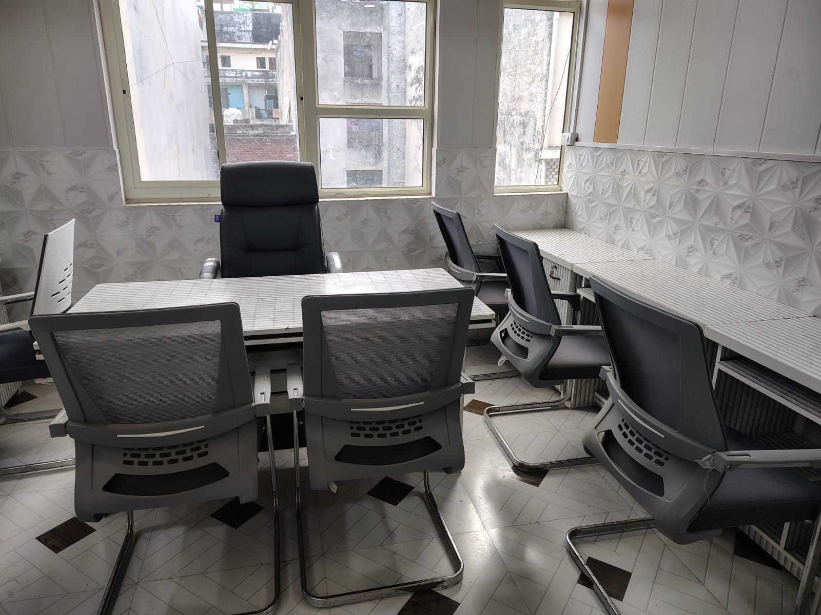 Virtual Vibe Office Hub